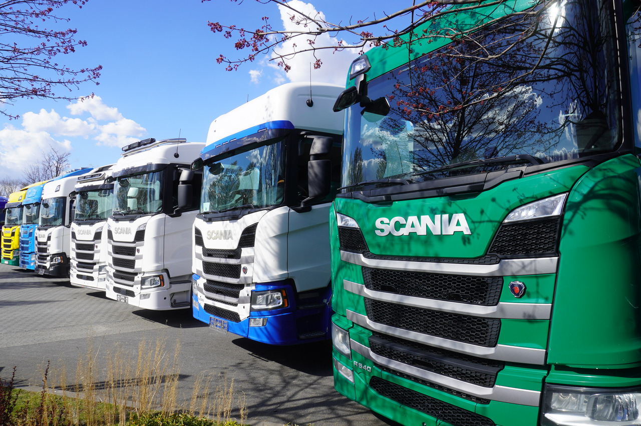 Crane truck SCANIA R650 V8 / 650 HP/ frame 8.8 m / steered 4th axis / 20 units: picture 11