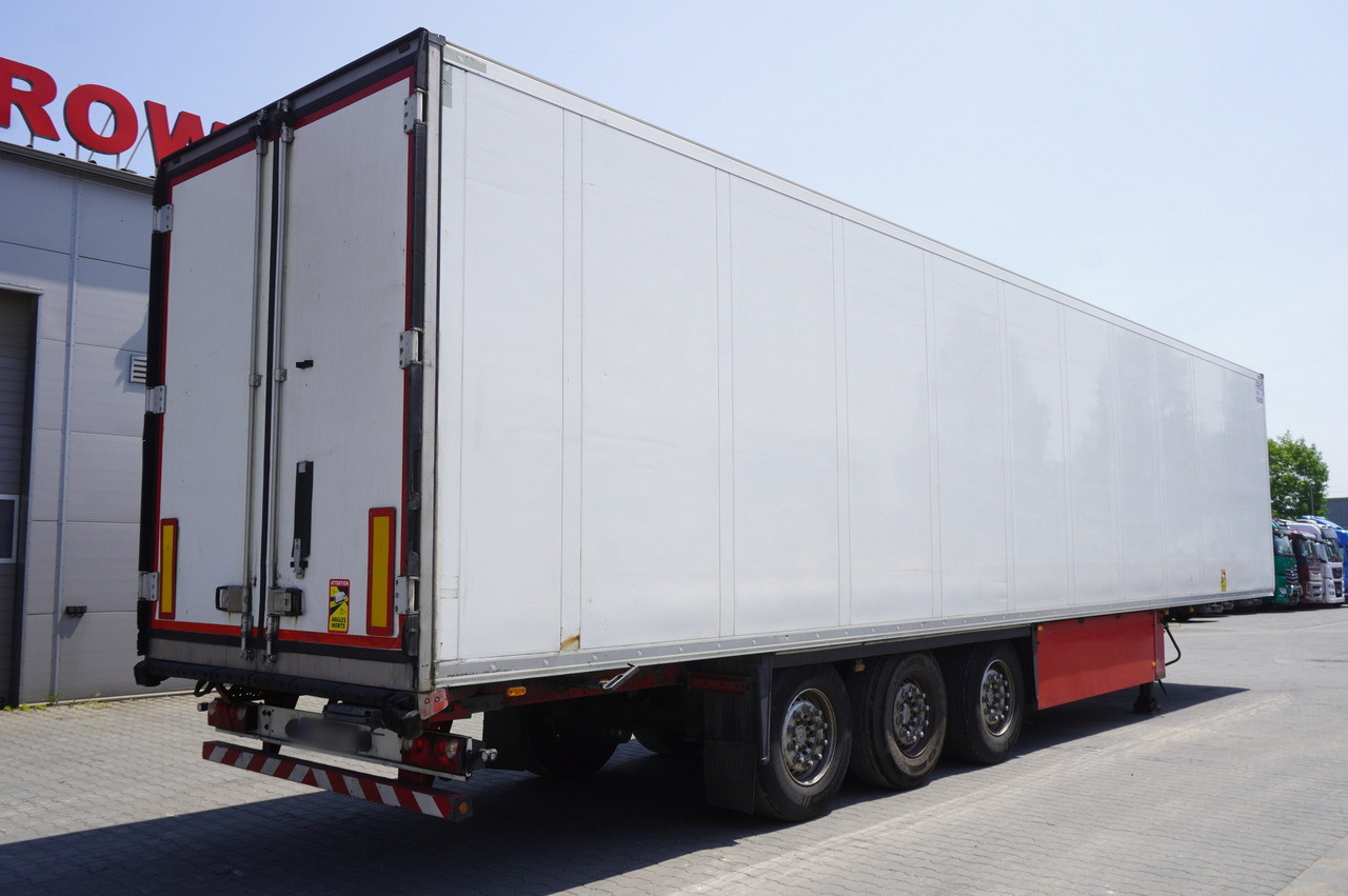 SCHMITZ refrigerated semi-trailer / Thermoking SLX E Spectrum 250 / Multitemperature - Refrigerator semi-trailer: picture 5 SCHMITZ refrigerated semi-trailer / Thermoking SLX E Spectrum 250 / Multitemperature - Refrigerator semi-trailer: picture 5