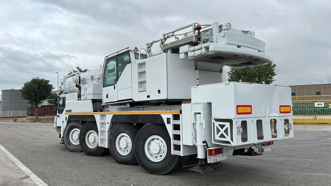 Mobile crane Liebherr LTM 1090 4.1: picture 8