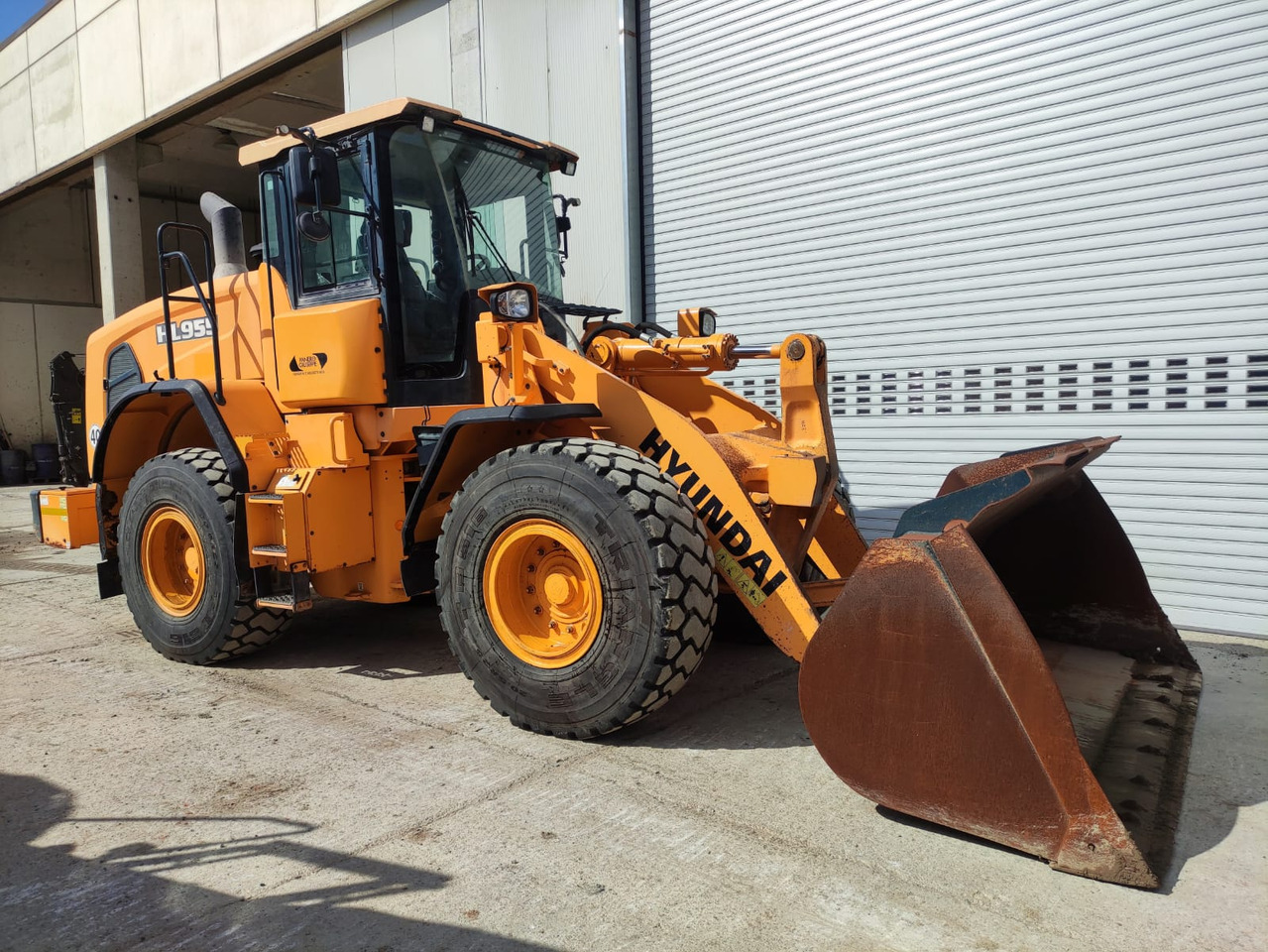 HYUNDAI HL955 - Wheel loader: picture 3 HYUNDAI HL955 - Wheel loader: picture 3