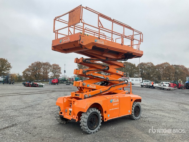 2012 PB Lift S151-19E 4x4 Electric Scissor Lift - Scissor lift: picture 4 2012 PB Lift S151-19E 4x4 Electric Scissor Lift - Scissor lift: picture 4