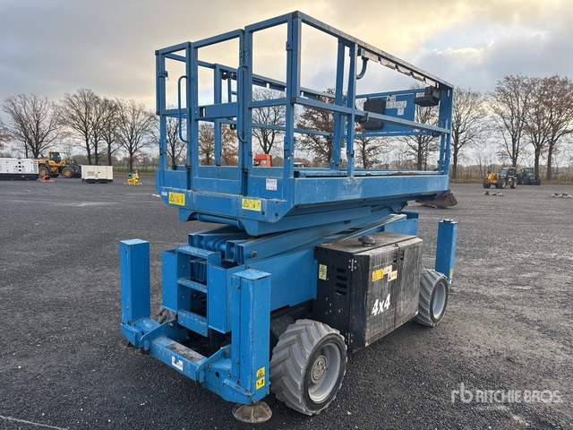 2016 Genie GS2669RT 4x4 Diesel Scissor Lift - Scissor lift: picture 1 2016 Genie GS2669RT 4x4 Diesel Scissor Lift - Scissor lift: picture 1
