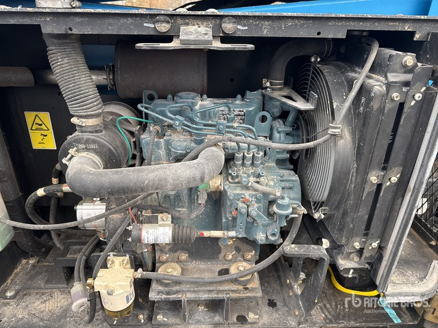 2016 Genie GS2669RT 4x4 Diesel Scissor Lift - Scissor lift: picture 5 2016 Genie GS2669RT 4x4 Diesel Scissor Lift - Scissor lift: picture 5