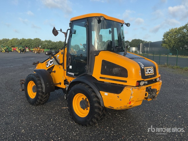 2016 JCB TM 220 Wheel Loader - Wheel loader: picture 3 2016 JCB TM 220 Wheel Loader - Wheel loader: picture 3