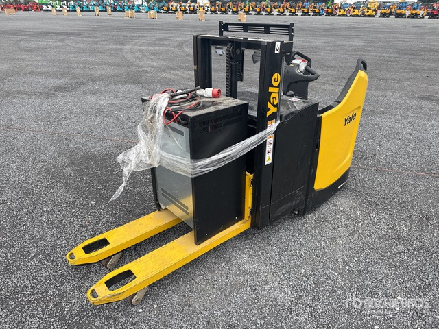 2023 Yale MS20XD Platform Double Stacker (Unused) Electric Stacker - Stacker: picture 4 2023 Yale MS20XD Platform Double Stacker (Unused) Electric Stacker - Stacker: picture 4