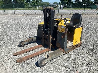 KING LIFTER TKL-1X3-S - Rough terrain forklift: picture 1 KING LIFTER TKL-1X3-S - Rough terrain forklift: picture 1