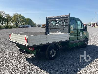 VOLKSWAGEN CRAFTER TDI Crew Cab 4x2 - Dropside/ Flatbed truck: picture 3 VOLKSWAGEN CRAFTER TDI Crew Cab 4x2 - Dropside/ Flatbed truck: picture 3