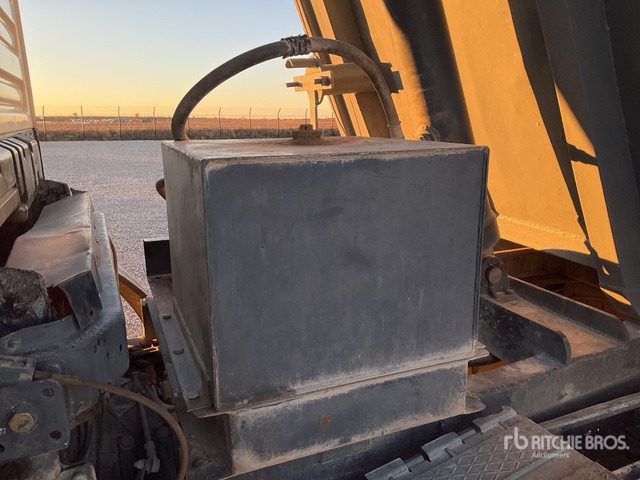 1997 MAN 19,363 6x4 Dump Truck: Light Duty - Tipper: picture 4 1997 MAN 19,363 6x4 Dump Truck: Light Duty - Tipper: picture 4