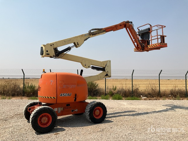 1999 JLG 450AJ 4WD Diesel Articulating Boom Lift - Articulated boom: picture 2 1999 JLG 450AJ 4WD Diesel Articulating Boom Lift - Articulated boom: picture 2