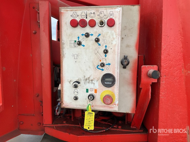 2006 Haulotte HA12PX 4WD Diesel Articulating Boom Lift - Articulated boom: picture 5 2006 Haulotte HA12PX 4WD Diesel Articulating Boom Lift - Articulated boom: picture 5