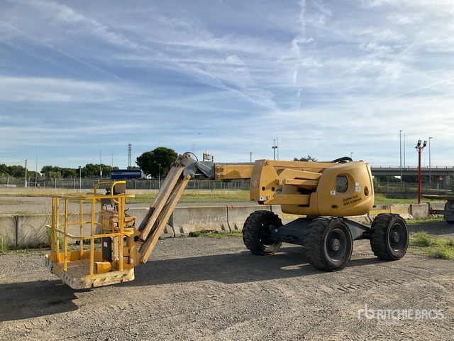 2007 Haulotte HA16PXNT 4WD Diesel Articulating Boom Lift - Articulated boom: picture 3 2007 Haulotte HA16PXNT 4WD Diesel Articulating Boom Lift - Articulated boom: picture 3