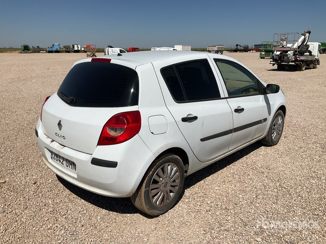 2008 Renault Clio 1.5D (Inoperable) Automobile - Car: picture 4 2008 Renault Clio 1.5D (Inoperable) Automobile - Car: picture 4