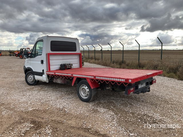 2009 Iveco 35S10 Cargo Van - Dropside/ Flatbed truck: picture 3 2009 Iveco 35S10 Cargo Van - Dropside/ Flatbed truck: picture 3
