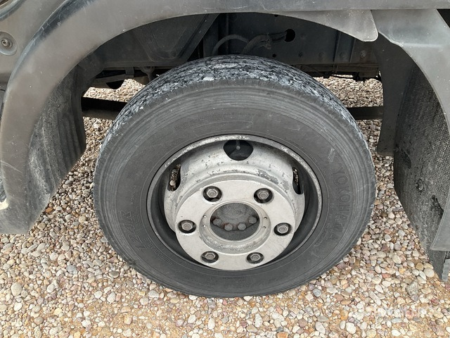 2012 M.A.N. TGL8.180 4x2 Curtain Side Truck - Curtainsider truck: picture 4 2012 M.A.N. TGL8.180 4x2 Curtain Side Truck - Curtainsider truck: picture 4