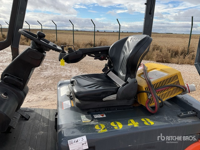 2014 Toyota 8FBMKT25 Forklift - Forklift: picture 2 2014 Toyota 8FBMKT25 Forklift - Forklift: picture 2