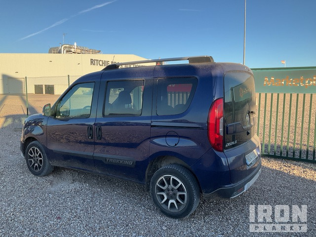 2019 Fiat Doblo 5 Passenger Van - Passenger van: picture 4 2019 Fiat Doblo 5 Passenger Van - Passenger van: picture 4