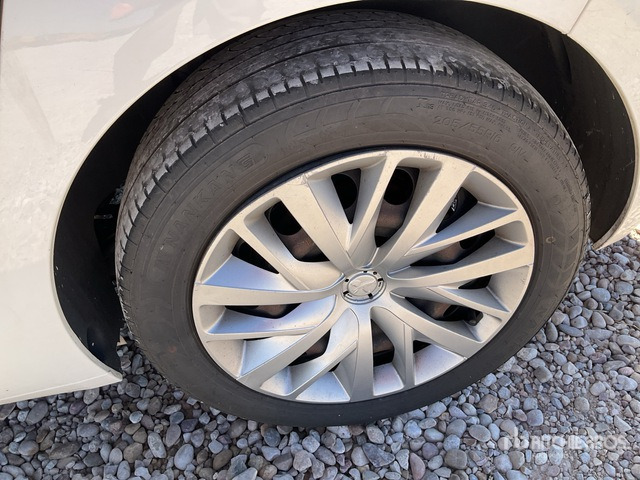 2019 Peugeot 308 Automobile - Car: picture 5 2019 Peugeot 308 Automobile - Car: picture 5