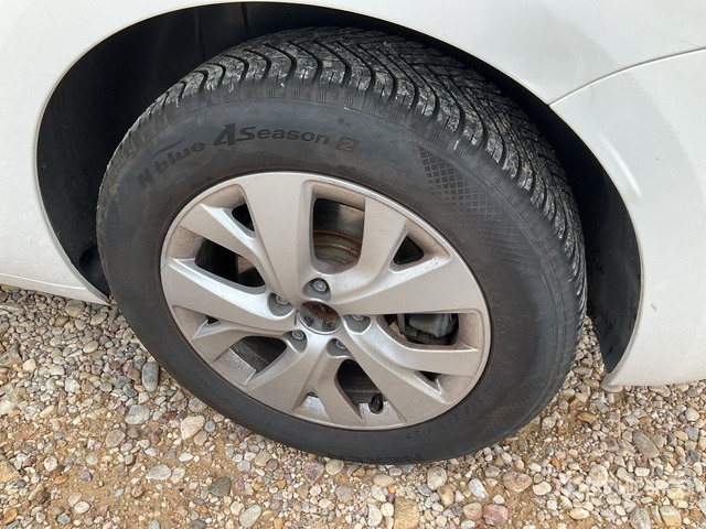 2021 Citroen C4 Grand Spacetourer Automobile - Car: picture 4 2021 Citroen C4 Grand Spacetourer Automobile - Car: picture 4