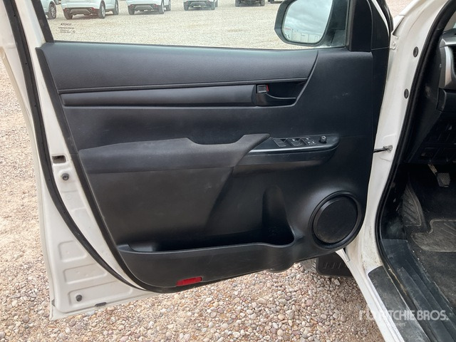 2021 Toyota Hilux Pickup - Pickup truck: picture 4 2021 Toyota Hilux Pickup - Pickup truck: picture 4