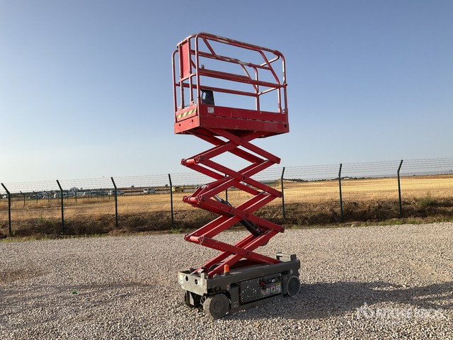 Haulotte Optimum 8 Scissor Lift - Scissor lift: picture 2 Haulotte Optimum 8 Scissor Lift - Scissor lift: picture 2