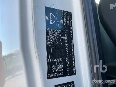 MAN TGA28.460 6x2 - Hook lift truck: picture 5 MAN TGA28.460 6x2 - Hook lift truck: picture 5