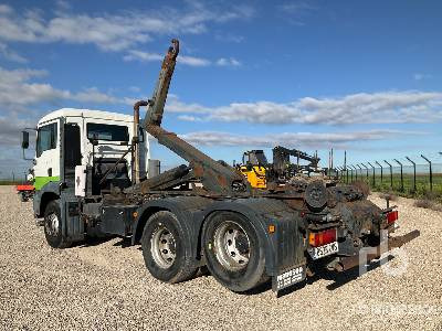 MAN TGA28.460 6x2 - Hook lift truck: picture 2 MAN TGA28.460 6x2 - Hook lift truck: picture 2