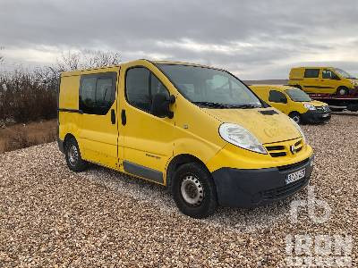 RENAULT TRAFIC 6 - Car: picture 4 RENAULT TRAFIC 6 - Car: picture 4