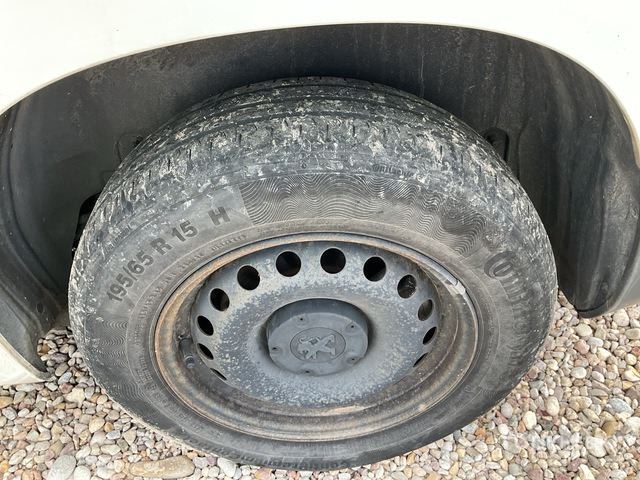 2019 Peugeot Partner Cargo Van - Van: picture 4 2019 Peugeot Partner Cargo Van - Van: picture 4