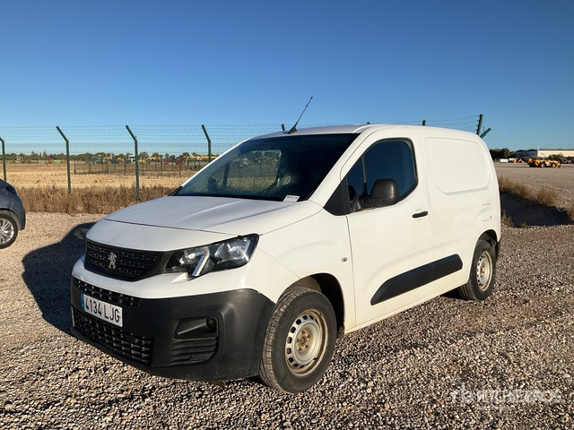 2020 Peugeot Partner Cargo Van - Van: picture 2 2020 Peugeot Partner Cargo Van - Van: picture 2