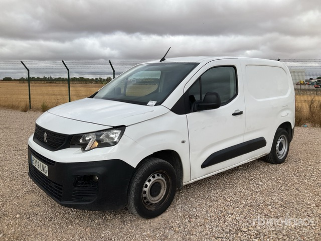 2021 Peugeot Partner Cargo Van - Van: picture 2 2021 Peugeot Partner Cargo Van - Van: picture 2