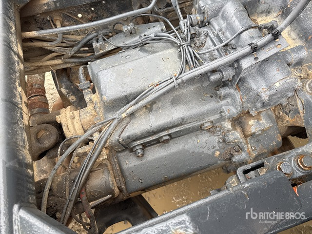 1990 Mercedes-Benz 1722 4x2 Roll-Off Truck - Hook lift truck: picture 5 1990 Mercedes-Benz 1722 4x2 Roll-Off Truck - Hook lift truck: picture 5