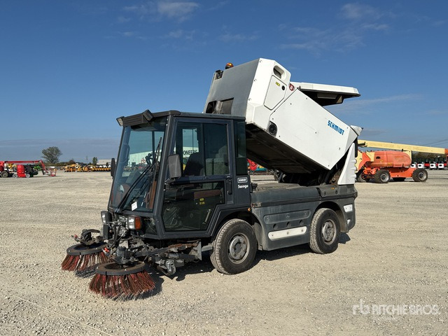 2006 Schmidt Compact 200 Autocarro spazzatrice - Road sweeper: picture 1 2006 Schmidt Compact 200 Autocarro spazzatrice - Road sweeper: picture 1