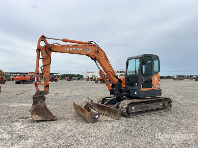 2009 Doosan DX80R Escavatore cingolato - Crawler excavator: picture 1 2009 Doosan DX80R Escavatore cingolato - Crawler excavator: picture 1
