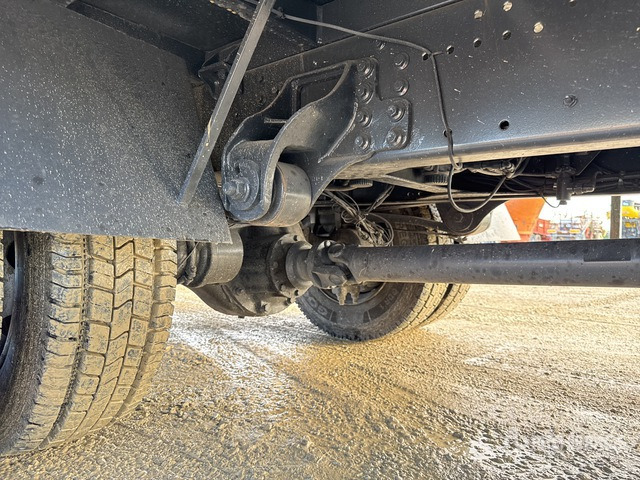 2015 Iveco 140E19 4x2 Flatbed Truck - Dropside/ Flatbed truck: picture 5 2015 Iveco 140E19 4x2 Flatbed Truck - Dropside/ Flatbed truck: picture 5