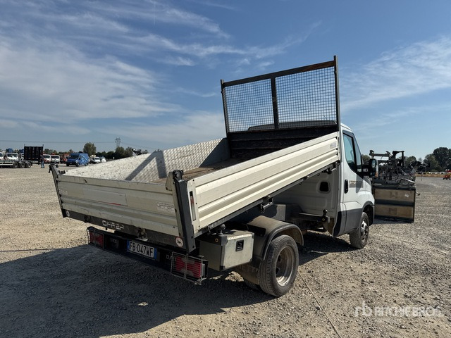 2015 Iveco Daily 35-110 Autocarro ribaltabile: carichi leggeri - Tipper van: picture 3 2015 Iveco Daily 35-110 Autocarro ribaltabile: carichi leggeri - Tipper van: picture 3