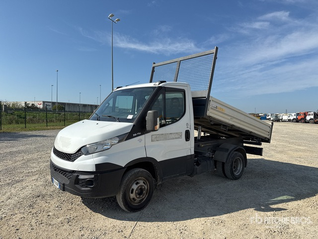 2015 Iveco Daily 35-110 Autocarro ribaltabile: carichi leggeri - Tipper van: picture 2 2015 Iveco Daily 35-110 Autocarro ribaltabile: carichi leggeri - Tipper van: picture 2