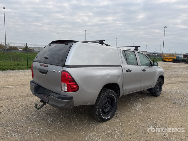 2019 Toyota Hilux Crew Cab Pickup - Pickup truck: picture 3 2019 Toyota Hilux Crew Cab Pickup - Pickup truck: picture 3