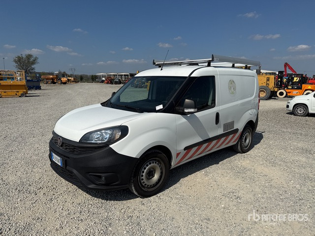 2020 Fiat Doblo Autocarro furgonato - Small van: picture 1 2020 Fiat Doblo Autocarro furgonato - Small van: picture 1