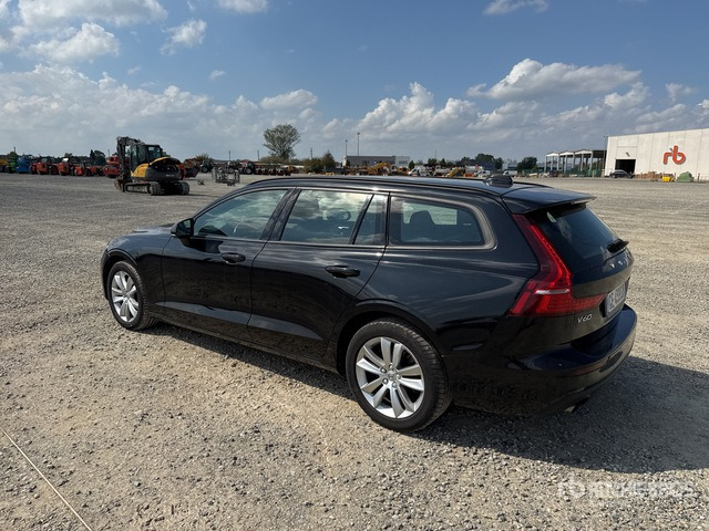 2021 Volvo V60 SW B4 D AUTOM. MOMENTUM BUSINESS Automobile - Car: picture 3 2021 Volvo V60 SW B4 D AUTOM. MOMENTUM BUSINESS Automobile - Car: picture 3