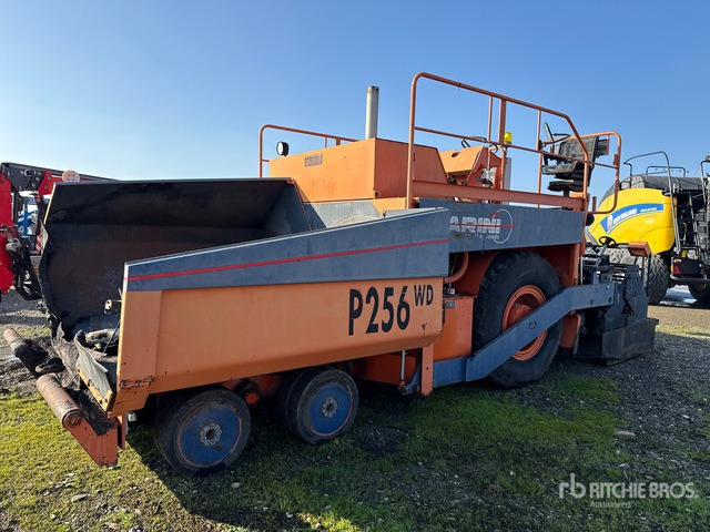 Marini P256 Asphalt Paver - Asphalt paver: picture 1 Marini P256 Asphalt Paver - Asphalt paver: picture 1