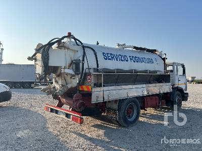 RENAULT S170 - Vacuum truck: picture 3 RENAULT S170 - Vacuum truck: picture 3
