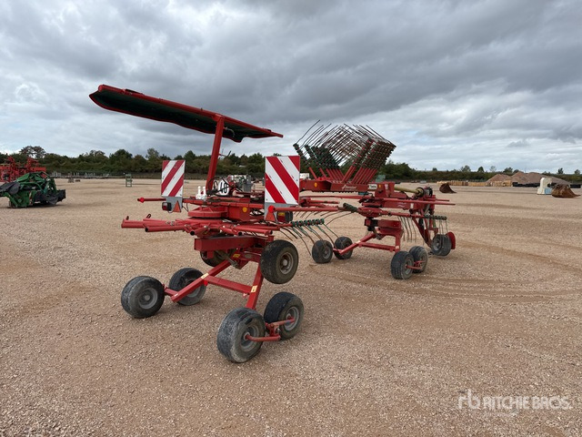 2011 Kverneland 9071 S Vario 7.10 m 2 Rotor Andaineur Hay Rake - Tedder/ Rake: picture 4 2011 Kverneland 9071 S Vario 7.10 m 2 Rotor Andaineur Hay Rake - Tedder/ Rake: picture 4