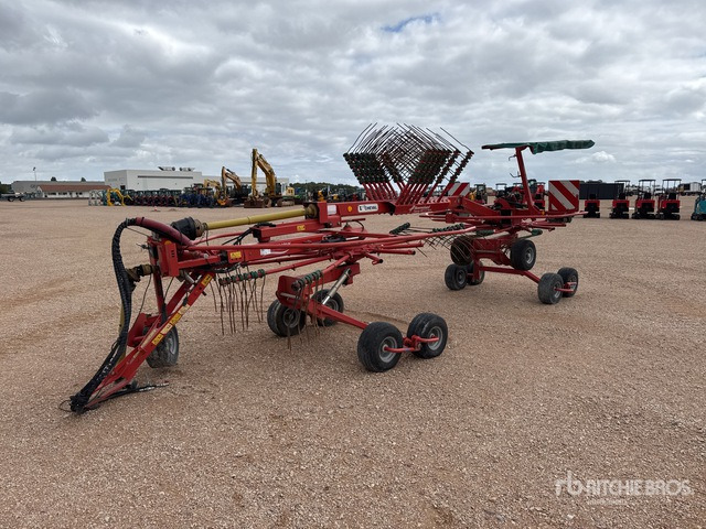 2011 Kverneland 9071 S Vario 7.10 m 2 Rotor Andaineur Hay Rake - Tedder/ Rake: picture 2 2011 Kverneland 9071 S Vario 7.10 m 2 Rotor Andaineur Hay Rake - Tedder/ Rake: picture 2