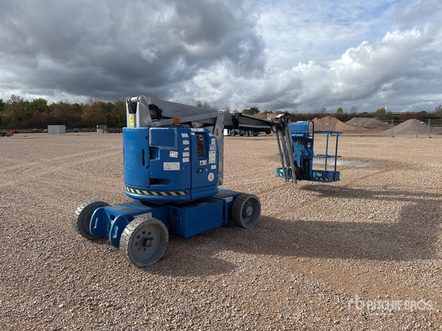 2012 Genie Z34/22N 2WD Electric Nacelle Articulee ... Articulating Boom Lift - Articulated boom: picture 1 2012 Genie Z34/22N 2WD Electric Nacelle Articulee ... Articulating Boom Lift - Articulated boom: picture 1