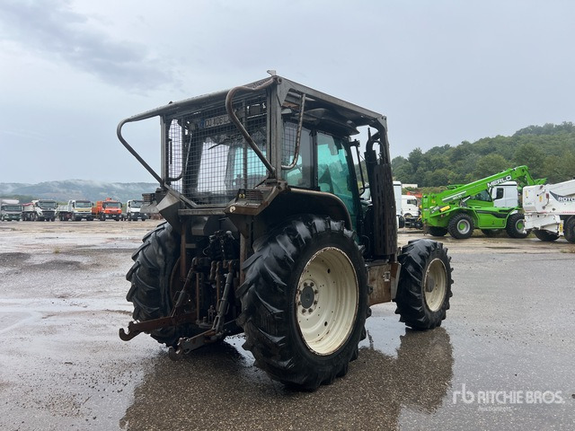2013 Valtra N143 4x4 Tracteur Forestier (Inoperable) 4WD Tractor - Farm tractor: picture 4 2013 Valtra N143 4x4 Tracteur Forestier (Inoperable) 4WD Tractor - Farm tractor: picture 4