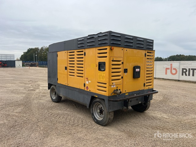 2015 Atlas Copco XAHS447 Mobile 25000 L Compresseur A Air Air Compressor - Air compressor: picture 3 2015 Atlas Copco XAHS447 Mobile 25000 L Compresseur A Air Air Compressor - Air compressor: picture 3