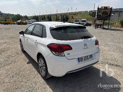 CITROEN C4 - Car: picture 2 CITROEN C4 - Car: picture 2
