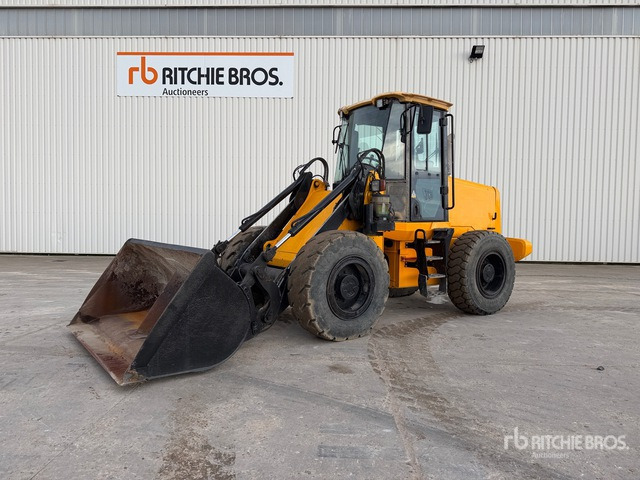JCB 411 Wheel Loader - Wheel loader: picture 1 JCB 411 Wheel Loader - Wheel loader: picture 1
