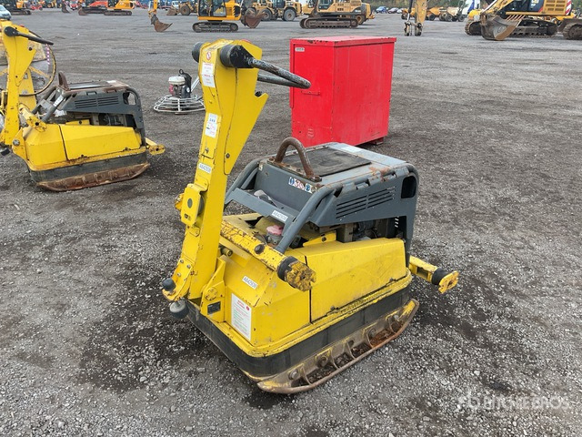 2014 Wacker Neuson Vibroplate DPU100-70LES Vibratory Plate Compactor Vibratory Plate Compactor - Vibratory plate: picture 4 2014 Wacker Neuson Vibroplate DPU100-70LES Vibratory Plate Compactor Vibratory Plate Compactor - Vibratory plate: picture 4