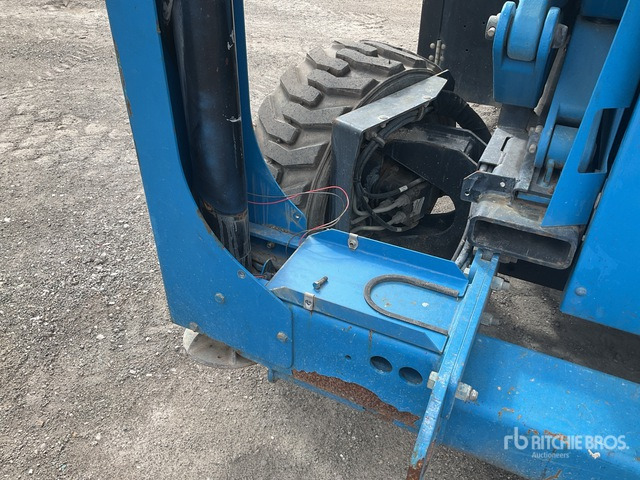 2015 Genie GS-5390 4x4 Diesel Scissor Lift - Scissor lift: picture 4 2015 Genie GS-5390 4x4 Diesel Scissor Lift - Scissor lift: picture 4